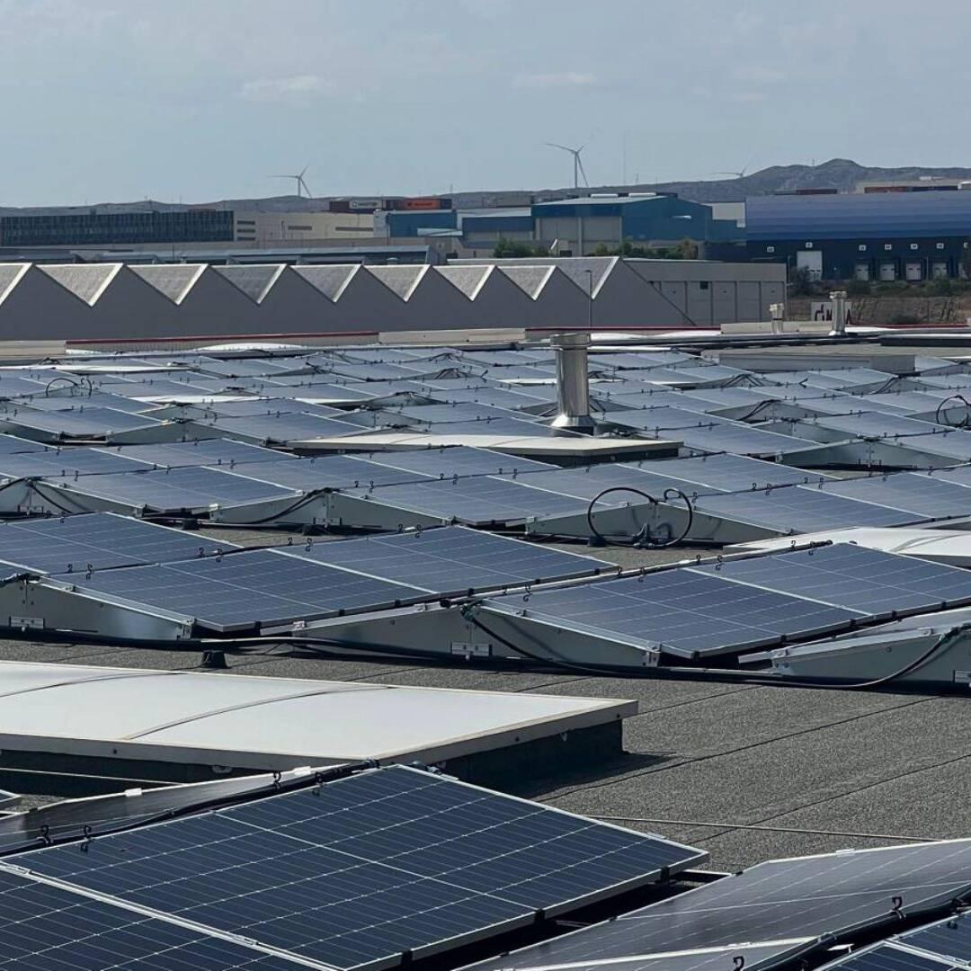 Automatización de limpieza solar en Ibiza